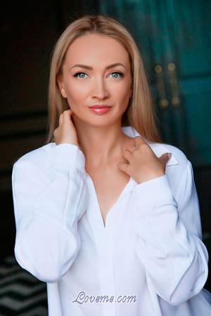 192902 - Elena Age: 38 - Ukraine