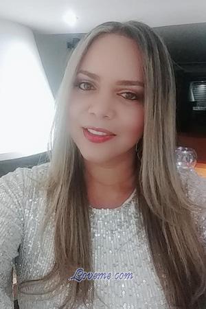 192915 - Aileth Age: 41 - Colombia